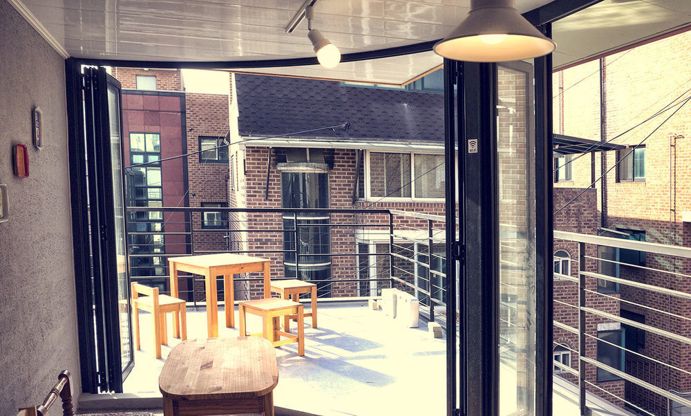 Br. Guesthouse Hongdae Seoul Ngoại thất bức ảnh