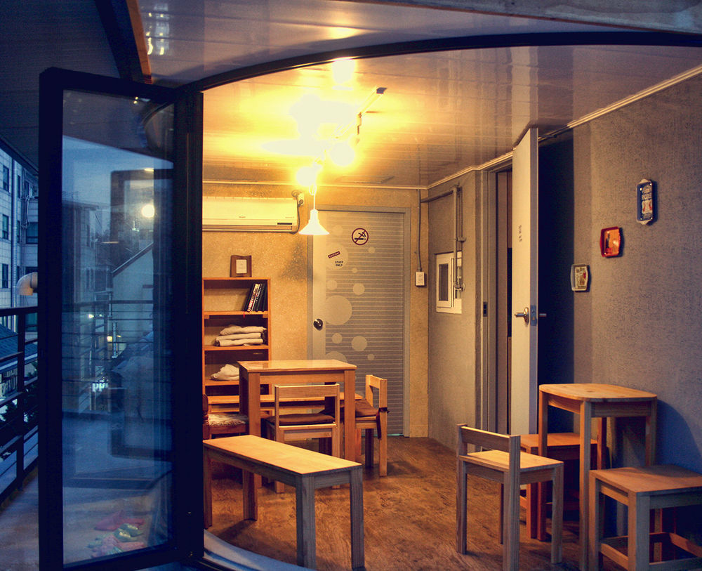Br. Guesthouse Hongdae Seoul Ngoại thất bức ảnh