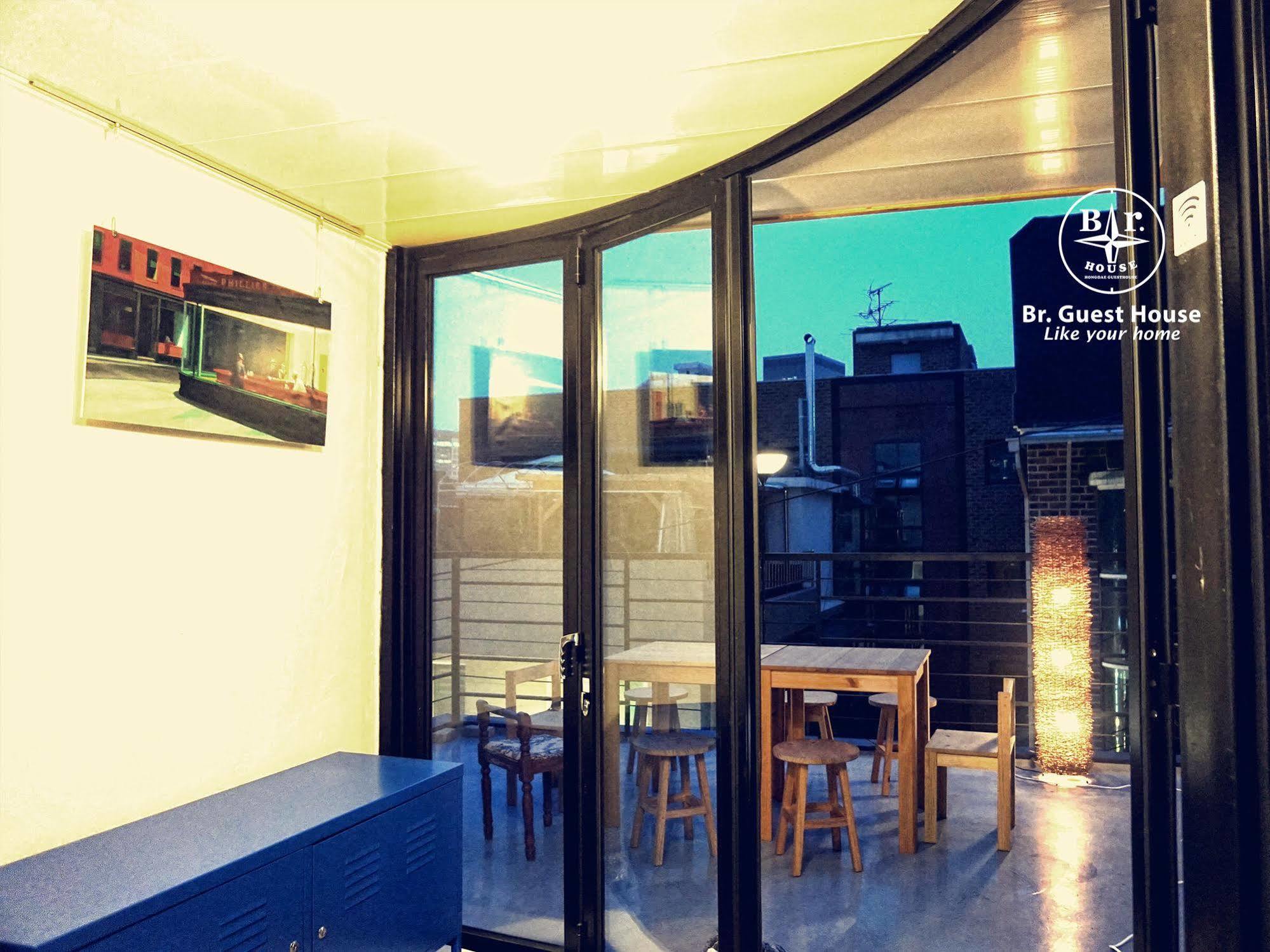 Br. Guesthouse Hongdae Seoul Ngoại thất bức ảnh
