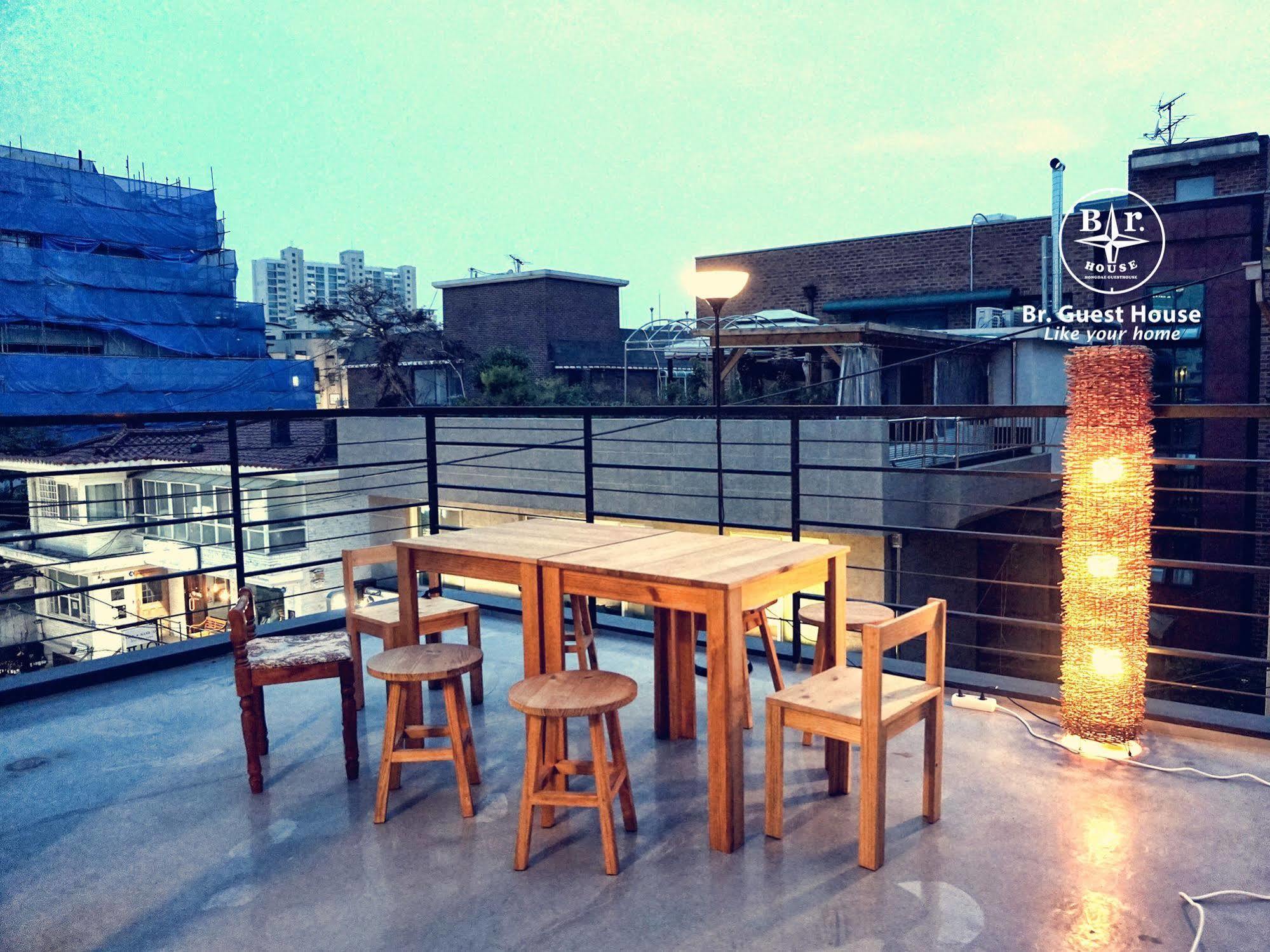 Br. Guesthouse Hongdae Seoul Ngoại thất bức ảnh